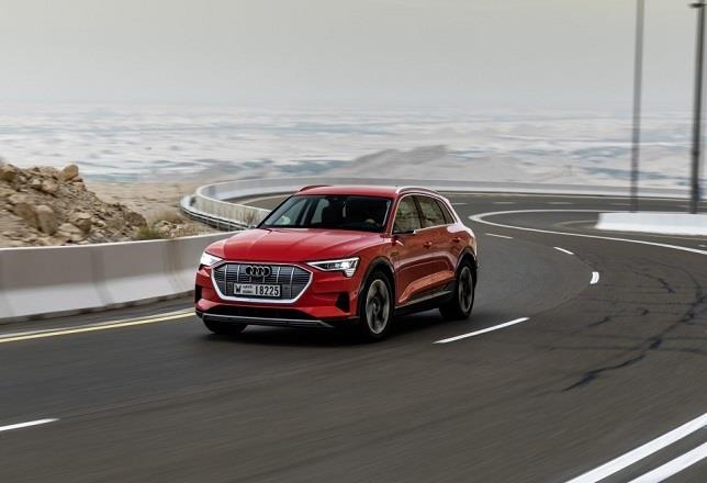Audi entregará a finales de año las primeras unidades del eléctrico e-tron en España