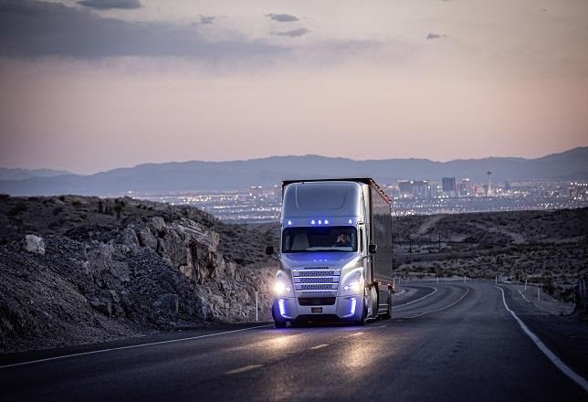 Daimler Trucks invertirá 500 millones en camiones "altamente" automatizados