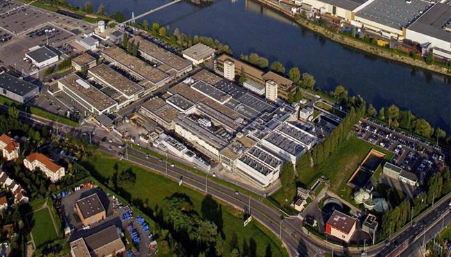 El Grupo PSA inaugura un centro dedicado a los sistemas de propulsión electrificada en Francia