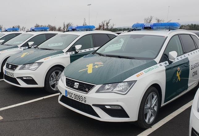 Seat entrega 249 unidades del León a la Dirección General de la Guardia Civil