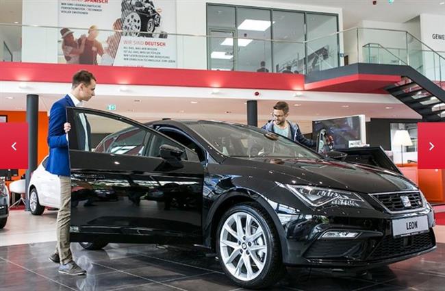 Los europeos tardan una media de dos meses y piden consejo a ocho personas para comprar un coche