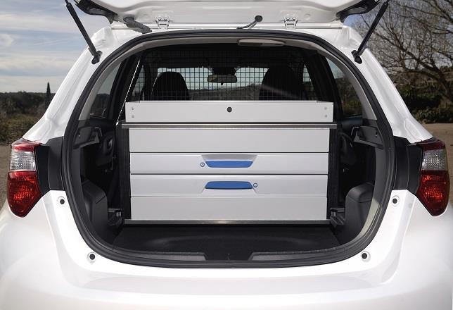 Toyota lanza en España una edición del Yaris hybrid diseñada para profesionales
