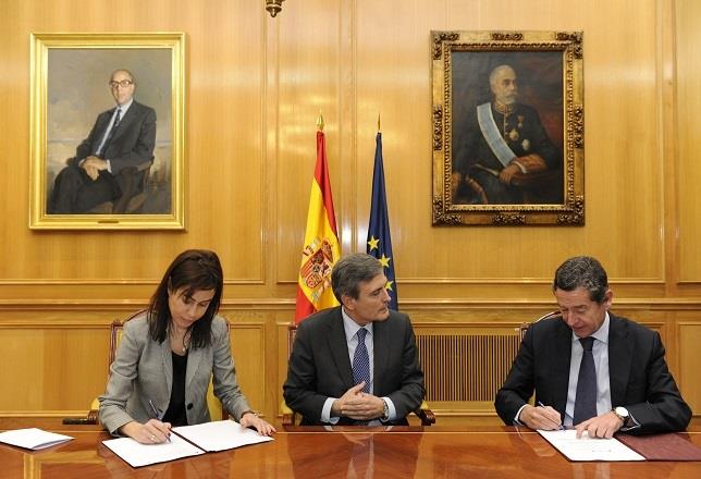 Anfac y Adif prolongan hasta 2020 su colaboración para incrementar el uso del ferrocarril en automoción