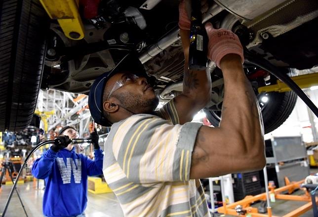 Ford invertirá casi 900 millones en sus plantas de Chicago (EE.UU.) y creará 500 nuevos empleos
