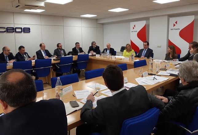 Garamendi destaca la importancia del sector de componentes: "Capilariza y crea empleo de calidad"