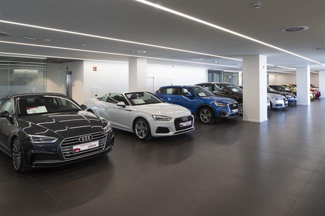 Los descuentos a los automóviles bajaron un 10% en enero y se situaron en 3.704 euros por coche