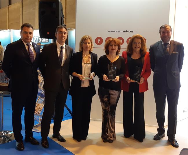 Pere Navarro, María Peña y Mariluz Barreiros reciben un reconocimiento en Motortec Automechanika