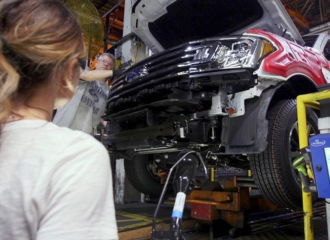 Ford aumentará en verano la producción del Expedition y contratará a 550 personas en Kentucky (EE.UU.)