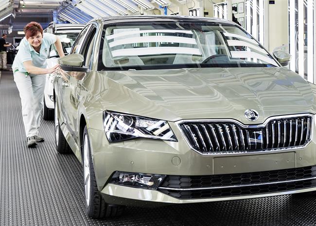Skoda fabrica 500.000 unidades del actual Superb desde 2015
