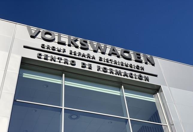 Volkswagen presenta su programa de impulso al empleo juvenil Talentia en el Salón Aula