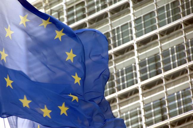 Daimler descarta multa de Bruselas y Volkswagen y BMW estudiarán "en profundidad" la acusación