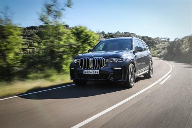 BMW lanza en España el nuevo X7, el modelo más grande de la gama X con 5,15 metros de largo
