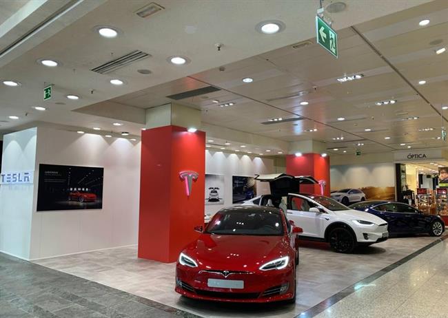 Tesla abre su primera tienda en Valencia y ya suma cinco en toda España
