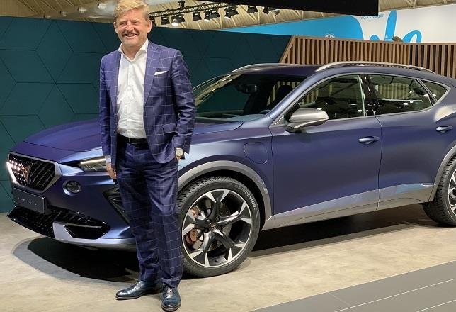 Wayne Griffiths: "Sería un sueño tener un Cupra eléctrico"