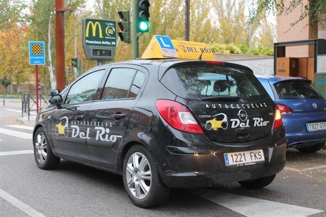 La DGT pospone los cambios en la formación y examen para sacarse el carné a la espera del nuevo Gobierno