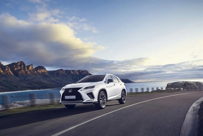 Lexus desvela el nuevo RX 450h, que tendrá versión de siete plazas