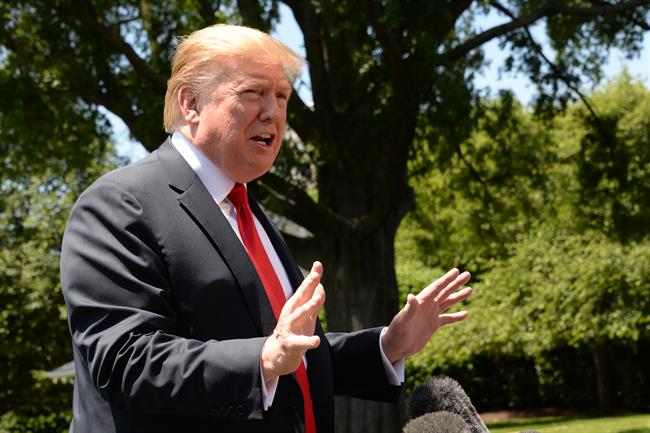 Los fabricantes alemanes y japoneses caen en Bolsa por los aranceles de Trump a México