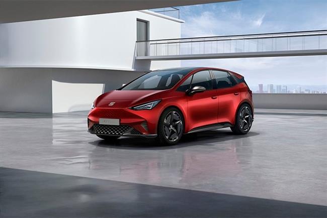 Seat presenta en Oslo su primer coche eléctrico, el 'Mii electric'