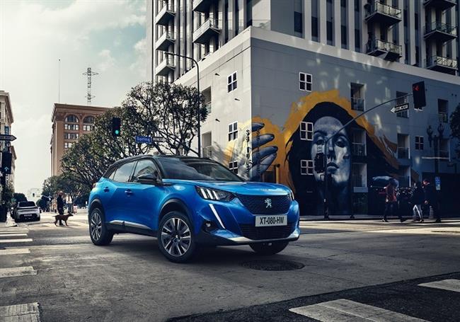 El nuevo Peugeot 2008, 'made in Spain', tendrá versión 100% eléctrica con 310 kilómetros de autonomía