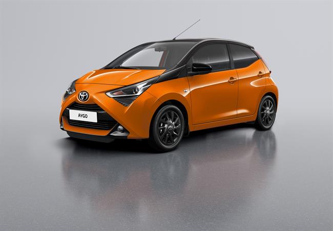 Toyota pone a la venta en España el Aygo x-cite, con carrocería naranja y techo negro