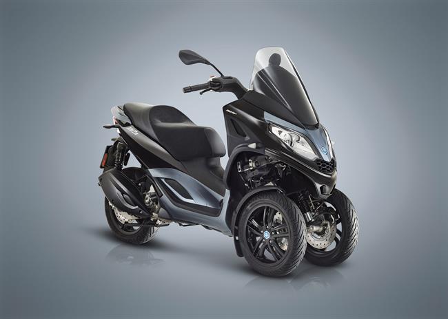 Piaggio presenta el MP3 300 HPE, la nueva versión más ágil y ligera del scooter de tres ruedas