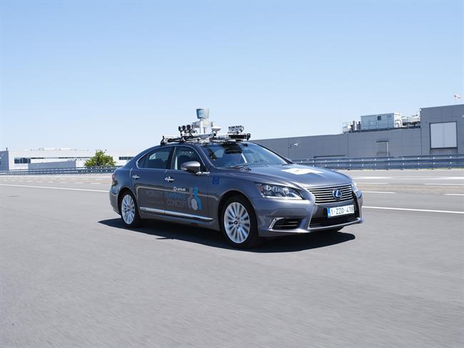 Toyota inicia pruebas de conducción automatizada en carreteras públicas en Europa