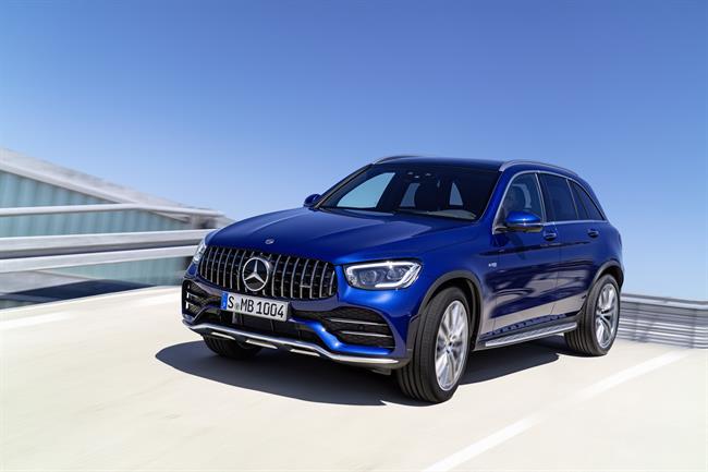 Mercedes-AMG renueva el GLC 43 4Matic, que aumenta su potencia hasta 390 caballos