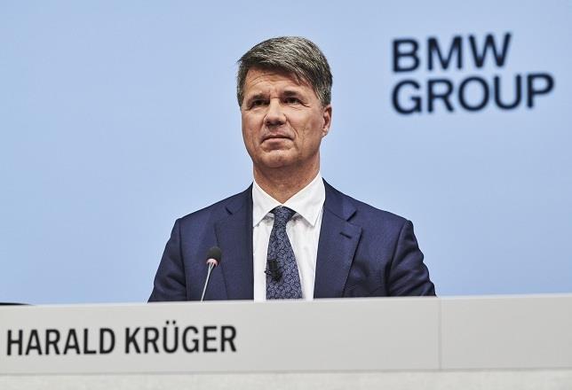 BMW recorta un 52% su beneficio semestral por la provisión vinculada con la investigación de la CE