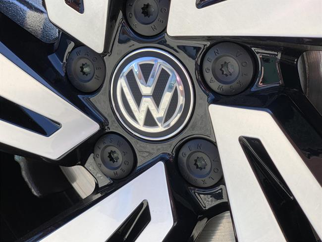 Corea del Sur prohíbe la importación de algunos coches diésel de Volkswagen