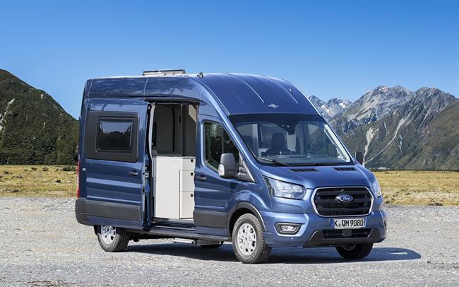 Ford presenta la nueva Big Nugget, un prototipo de 'camper' con baño, cocina y cama