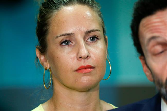 Cs insta al Gobierno a que informe sobre su "errática" política respecto a los vehículos de combustión