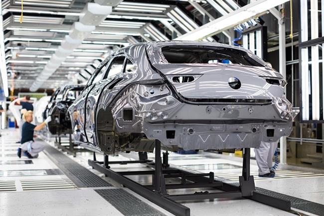 Las ventas mundiales de automóviles caen un 8% en el primer semestre, hasta 37,1 millones de unidades