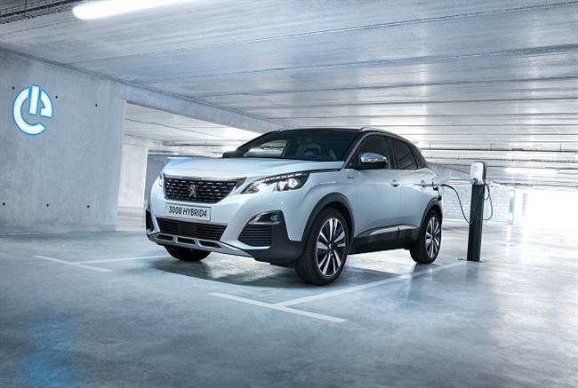 Peugeot abre los pedidos en España de su gama híbrida enchufable