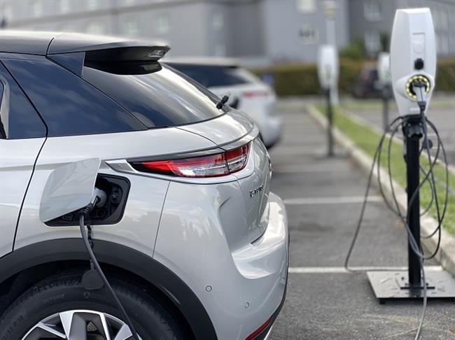 Más del 10% de las ventas de DS en España en 2020 corresponderá a modelos electrificados