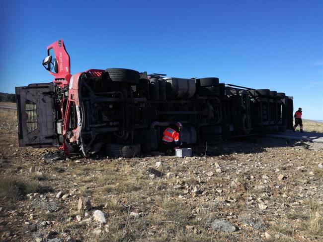 Once personas mueren en las carreteras durante el fin de semana