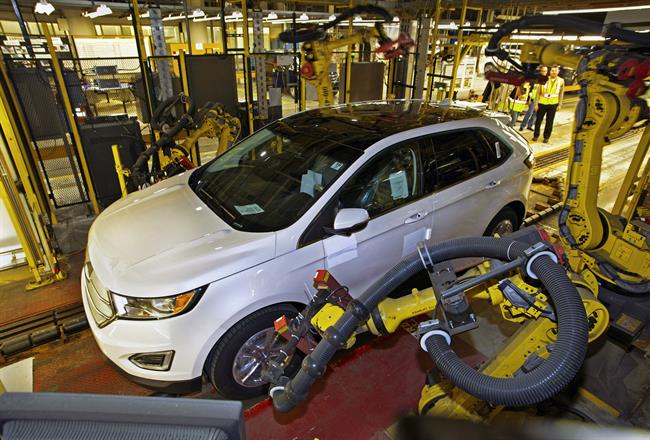 Ford recortará 450 empleos en una de sus plantas de Canadá, según sindicatos