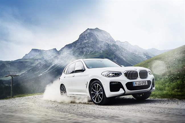 BMW lanzará en primavera la versión híbrida enchufable del X3