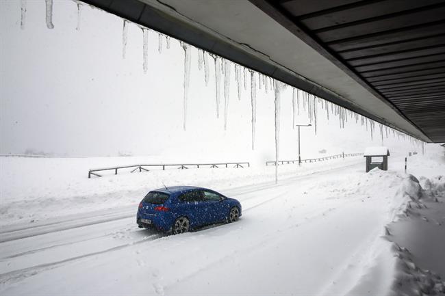 RACE refuerza su servicio de asistencia este fin de semana ante un aumento de incidencias por la nieve