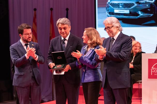 De Meo (Seat) aboga por afrontar el futuro cambiante con diálogo, compromiso y acción