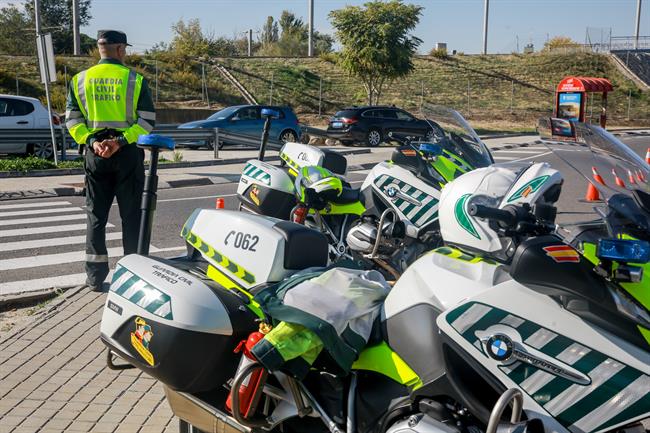 Tráfico denuncia en una semana a casi 9.500 conductores por deficiente mantenimiento de sus vehículos