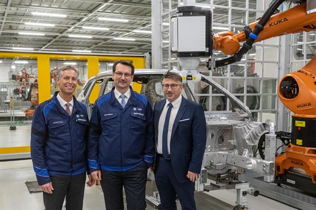 BMW invertirá 400 millones en Alemania para la producción del eléctrico iNext en 2021
