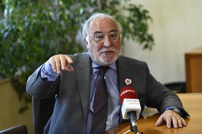 Navarro (DGT) ve un "disparate" la cifra de siniestralidad y alerta de la mortalidad de peatones
