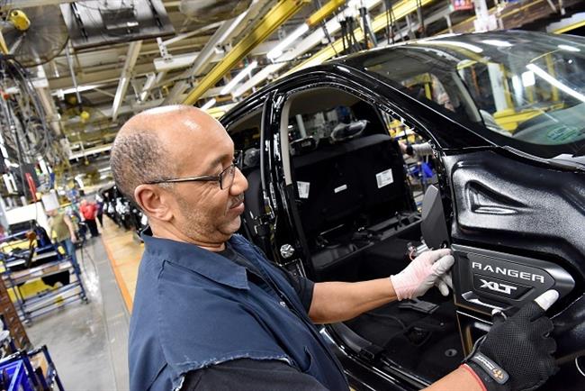 Ford invertirá más de 1.300 millones y contratará 3.000 personas en sus plantas de Michigan (EE.UU.)