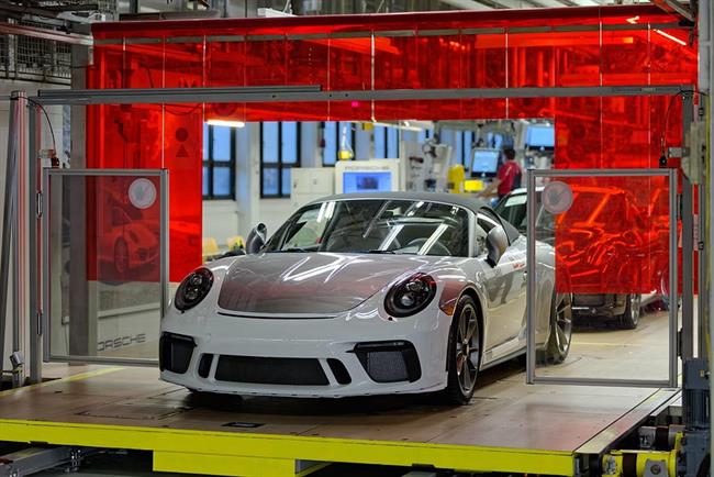 Porsche produce la última unidad del 911 de la generación 991, con 233.540 vehículos fabricados