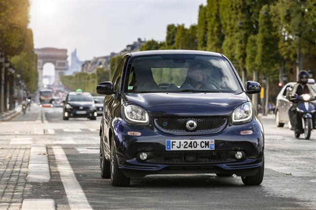 Daimler y Geely establecen en China la 'joint venture' para Smart, con un capital de 700 millones