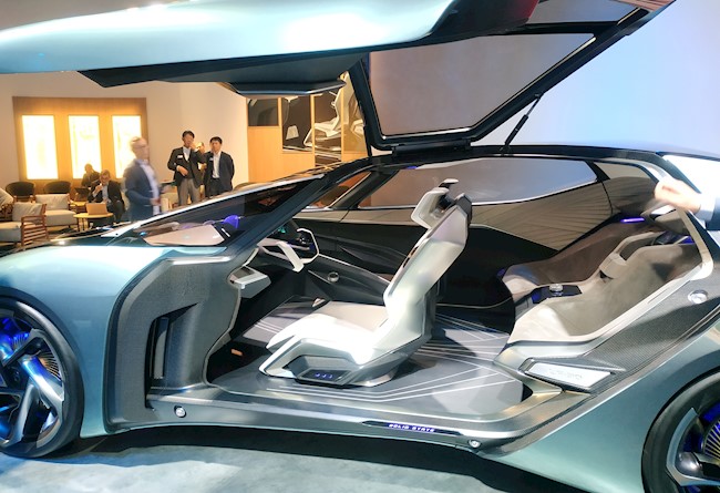 Lexus iniciará a finales de año la venta en Europa de su primer modelo eléctrico, el UX 300e