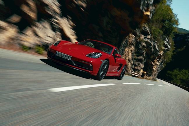 Porsche introduce en España los nuevos 718 Cayman GTS 4.0 y 718 Boxster GTS 4.0, con 400 caballos