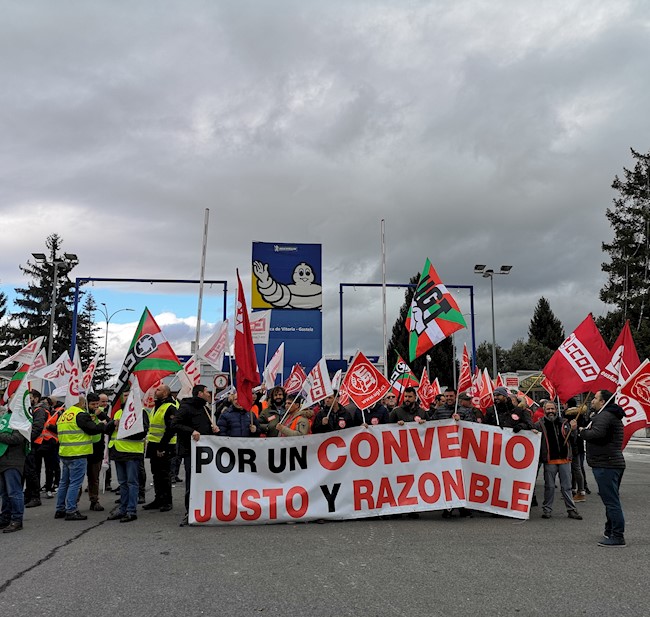 Sindicatos de Michelin advierten de movilizaciones al ver "injusta" la oferta de convenio