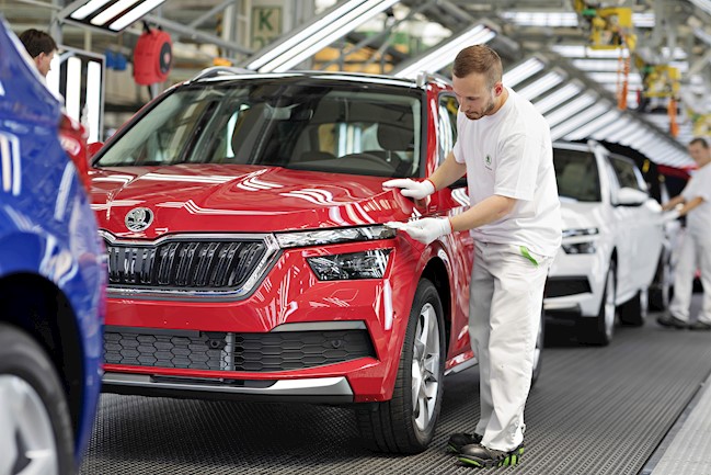 Skoda logró un récord de producción en República Checa el año pasado, con más de 900.000 unidades