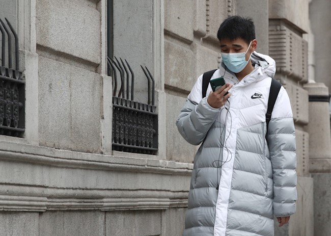La producción de coches en China caerá hasta un 2% en 2020 por el brote de coronavirus, según S&P
